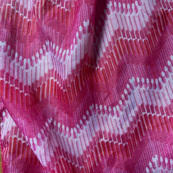 Four printed scarves! - Picture 4 of 8